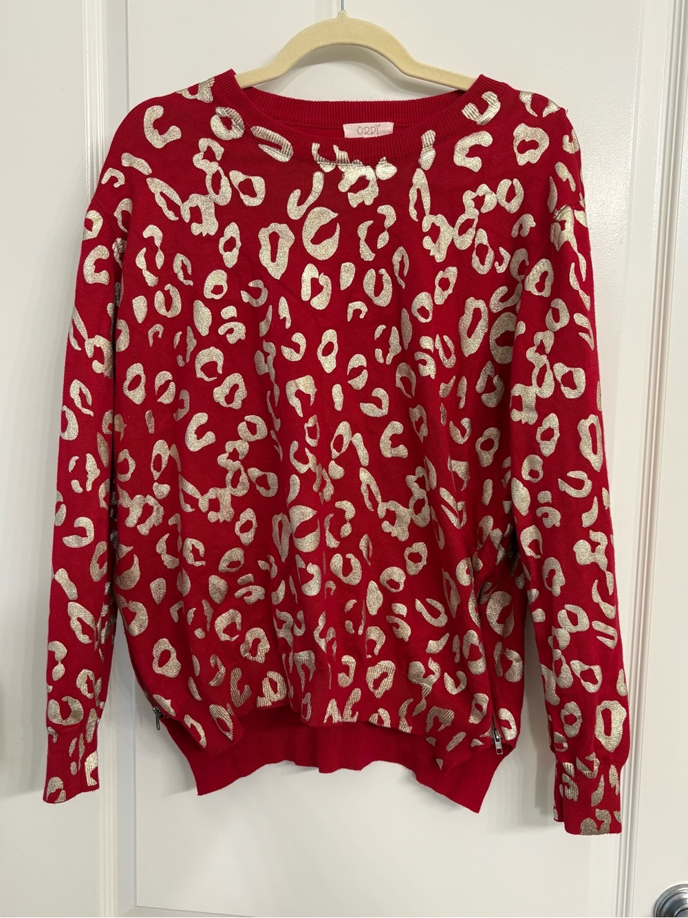 ODDY Red Crewneck Sweater with Gold Leopard Print with Side Zippers Size M